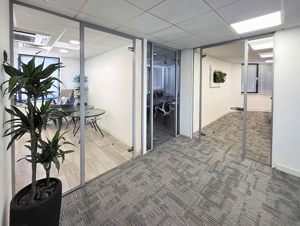 Commercial Glass Partitioning