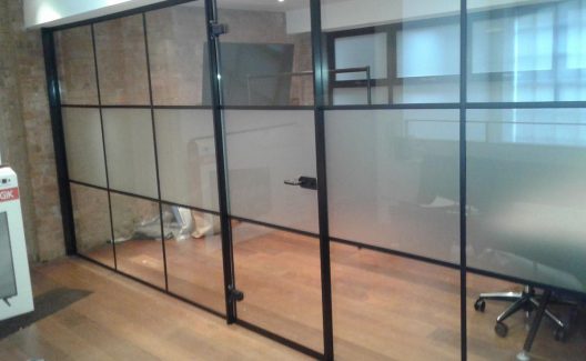 Glass-Partitioning
