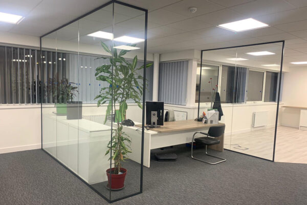 Glass-partitions-office