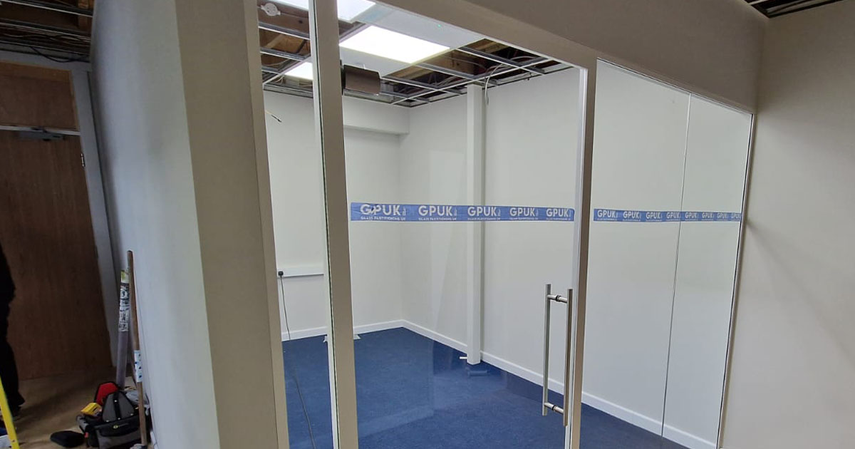 Glass Partitioning Case Study 5