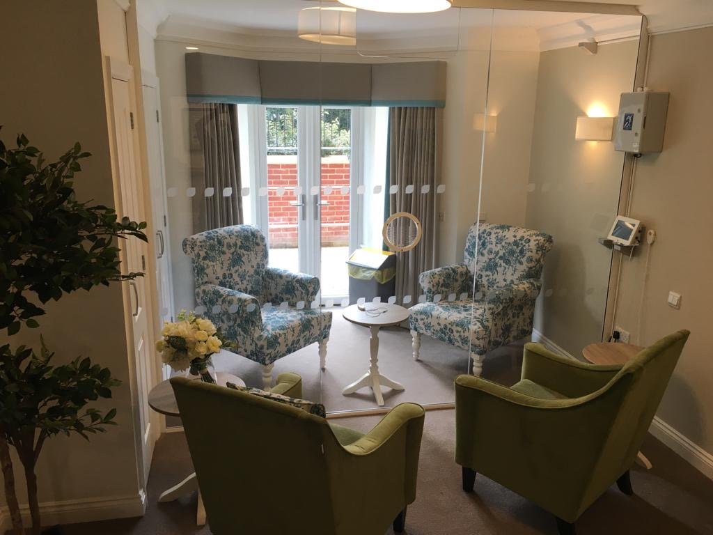 Protective Glass Screens | Hallmark Care Homes