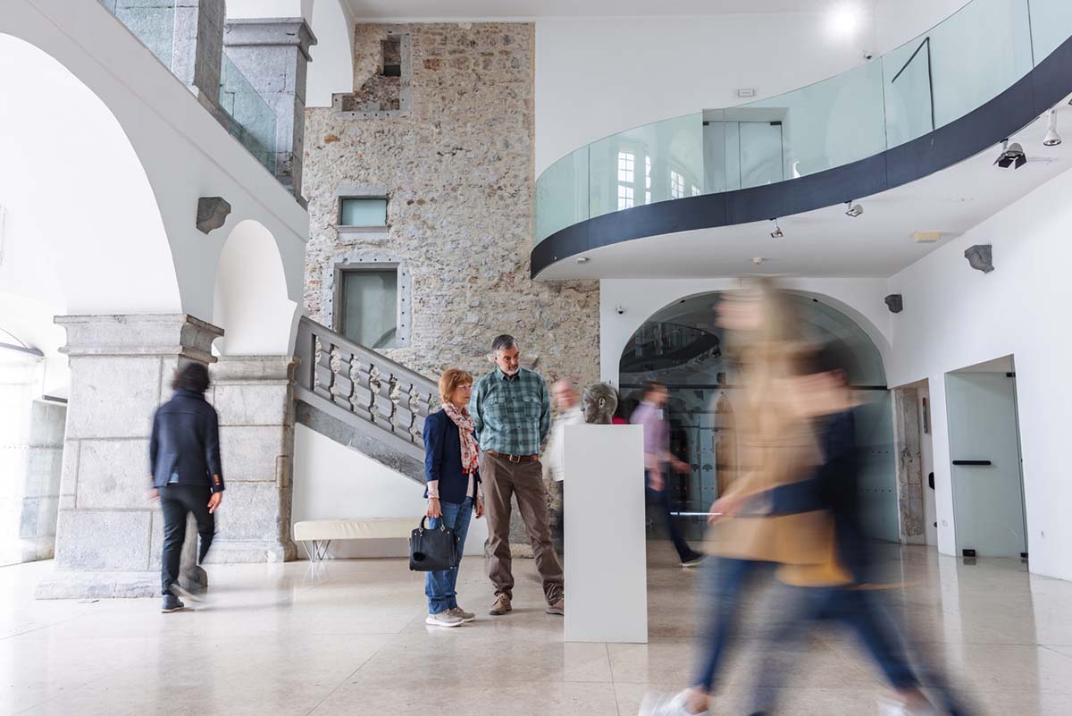 Glass Walls for Museums